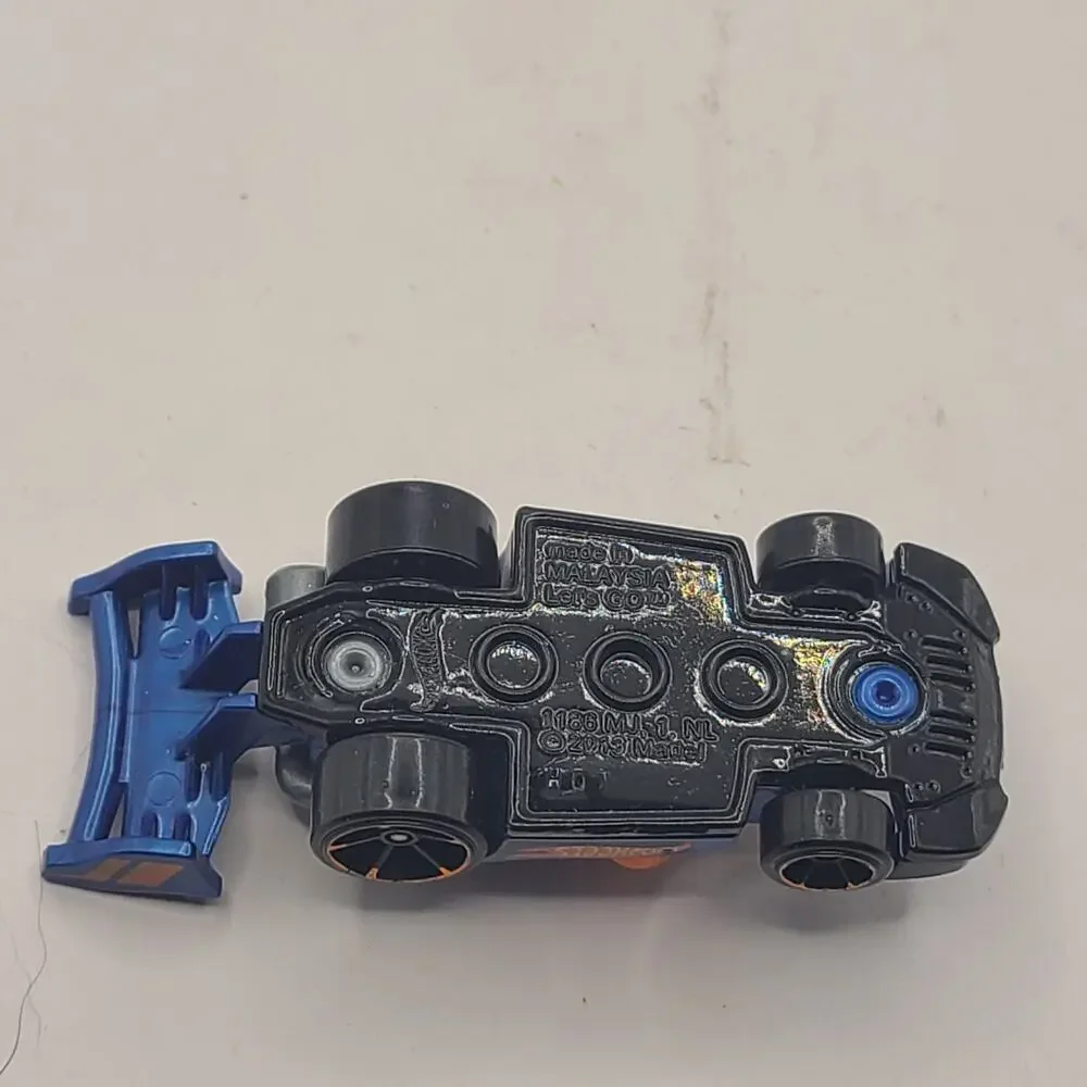 2015 HOT WHEELS LET'S GO BLUE 1:64 DIECAST 3 1/8